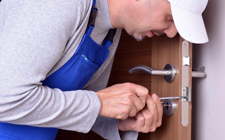 recherche serrurier metallier Orléans